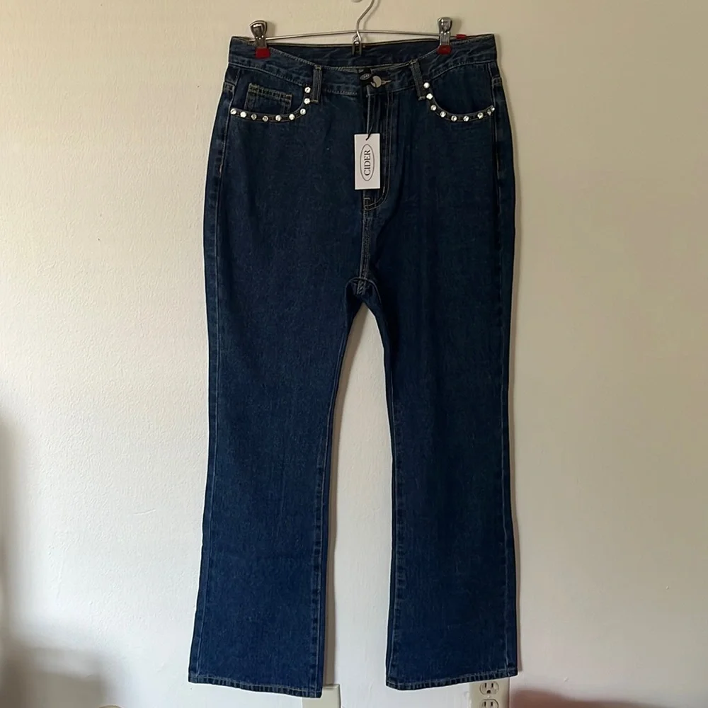 DENIM FIT AND FLARE PANTS - Picture 2 of 4